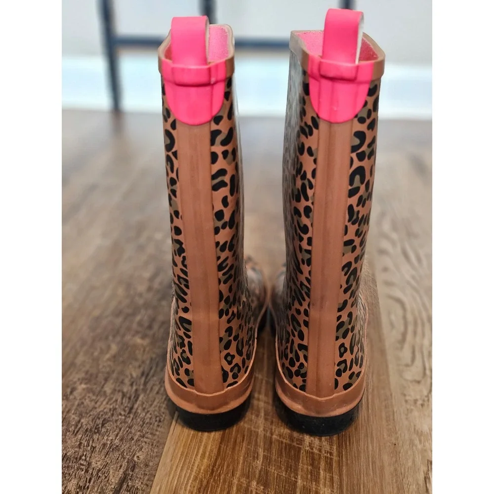 Target Kids Leopard Print Rain Boots Pink Trim Cheetah Rubber Boots Size 4